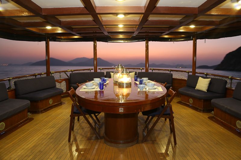 Beneteau Antares 7