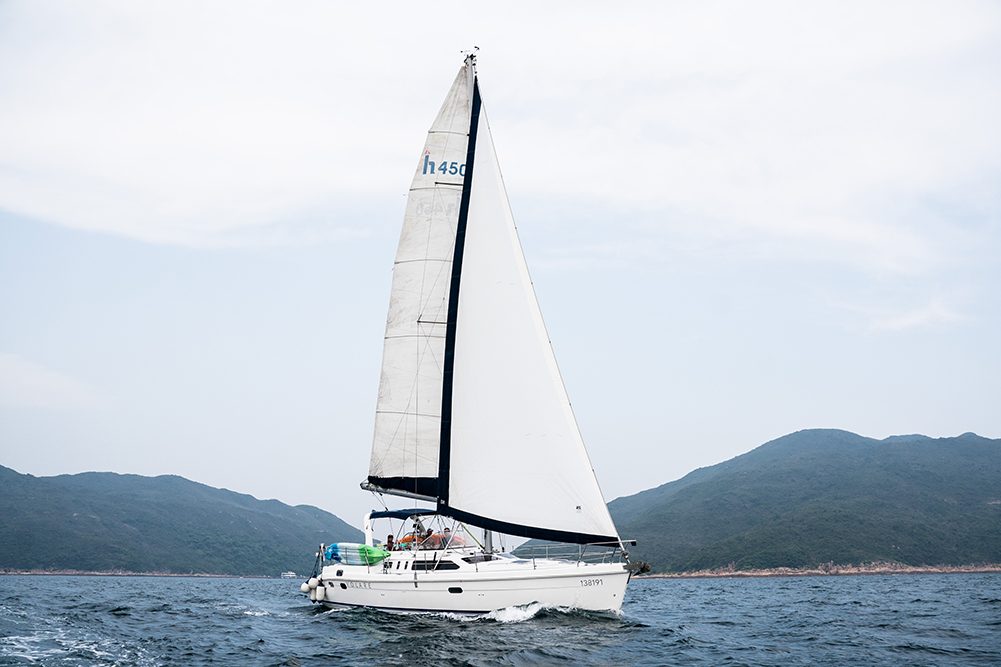 1998 Hunter 45 Passage – VOLARÉ photo 4
