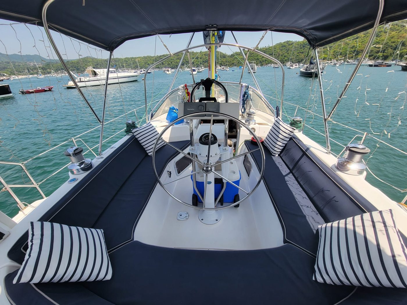 1998 Hunter 45 Passage – VOLARÉ photo 5