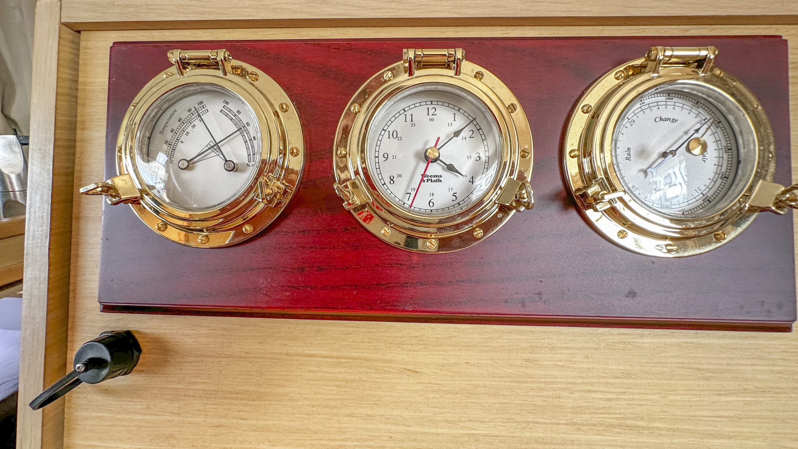 Lagoon 39  $2,988,000 Neg