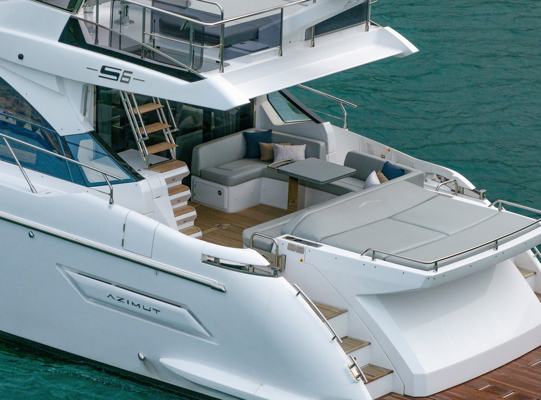 Azimut S6 – Brand New Pristine Condition