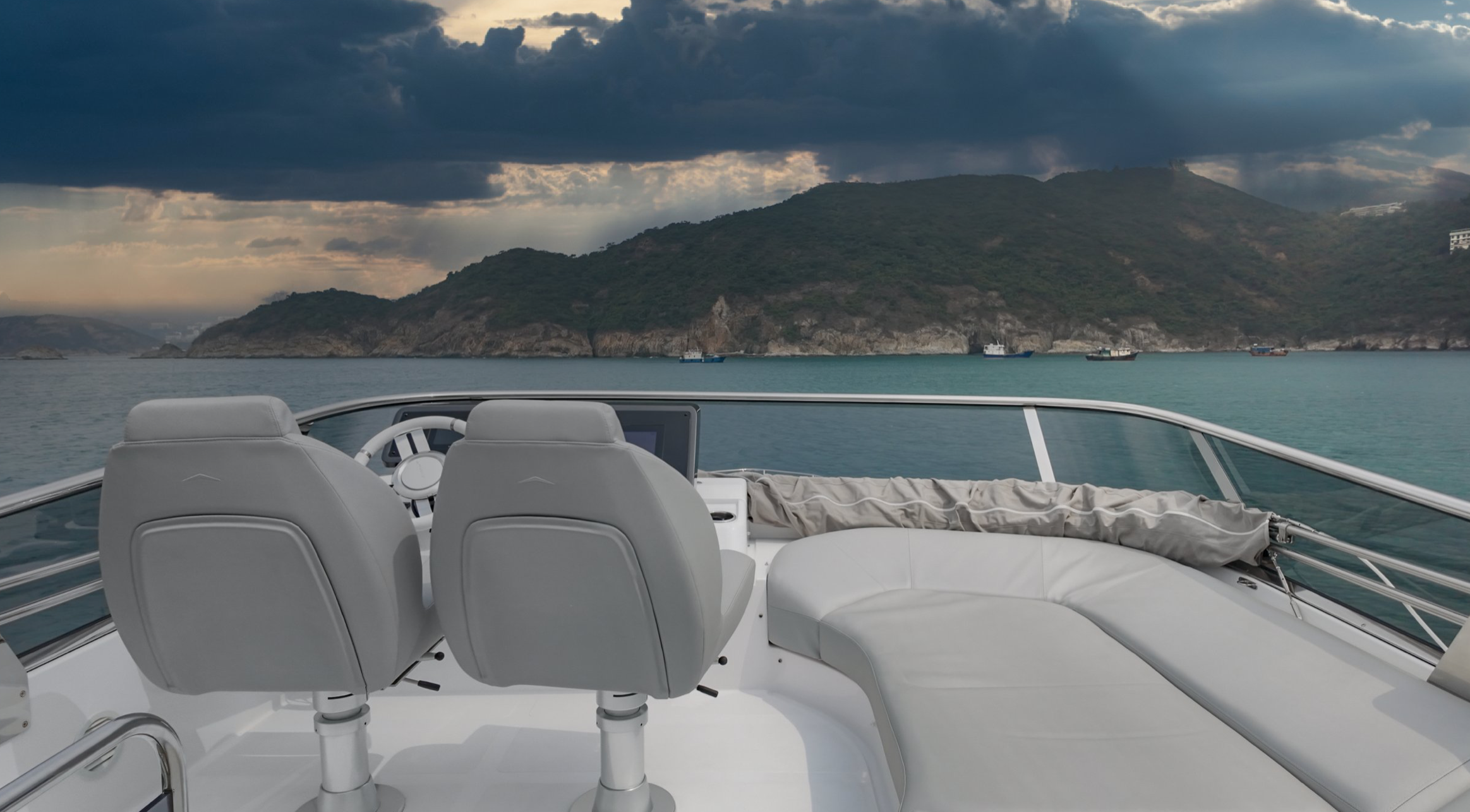 Azimut S6 – Brand New Pristine Condition