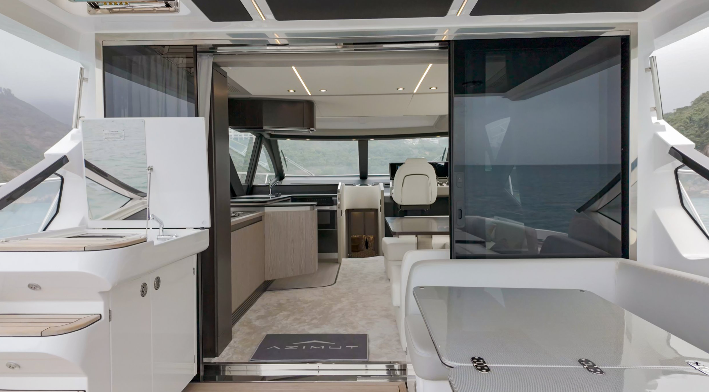 Azimut S6 – Brand New Pristine Condition