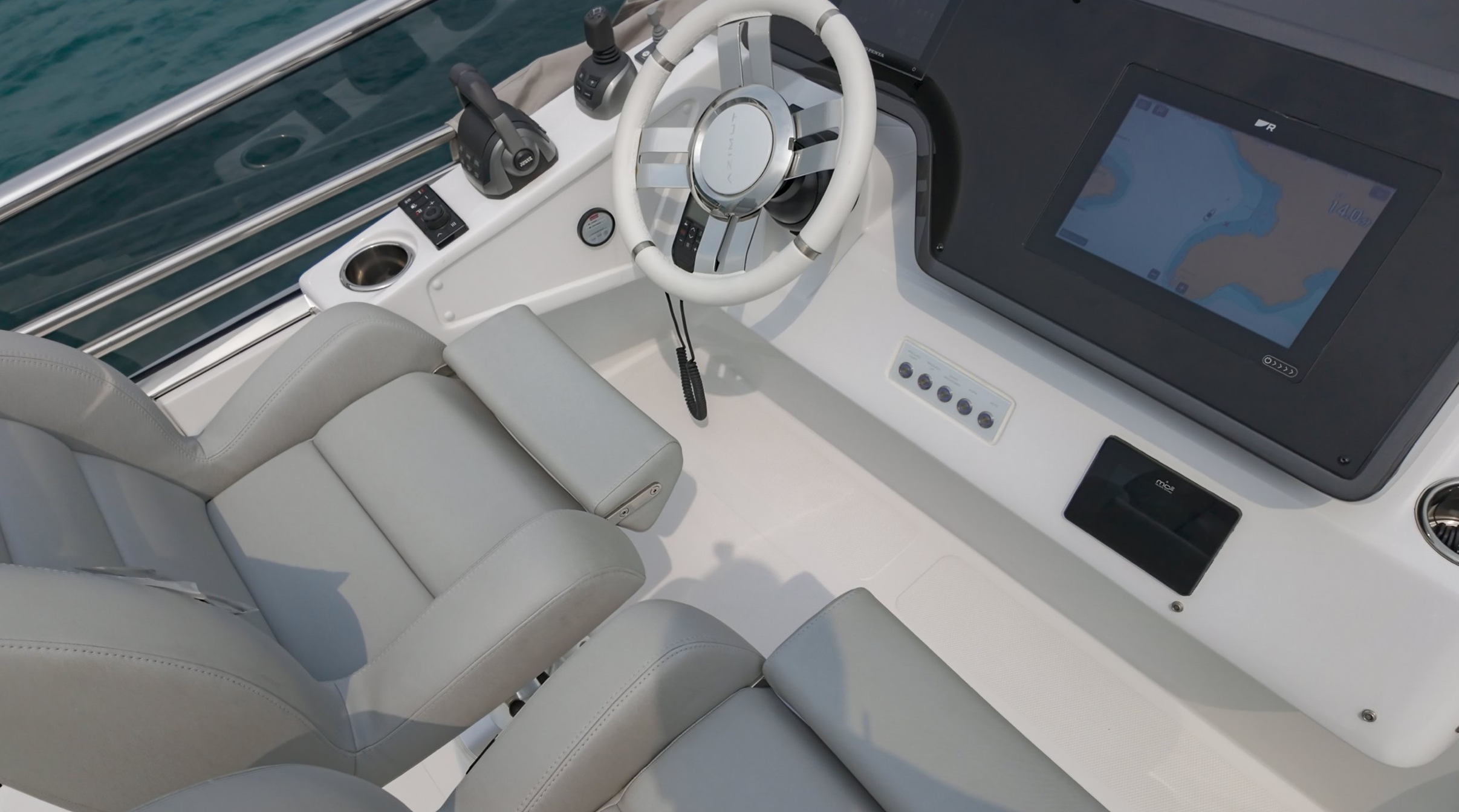 Azimut S6 – Brand New Pristine Condition