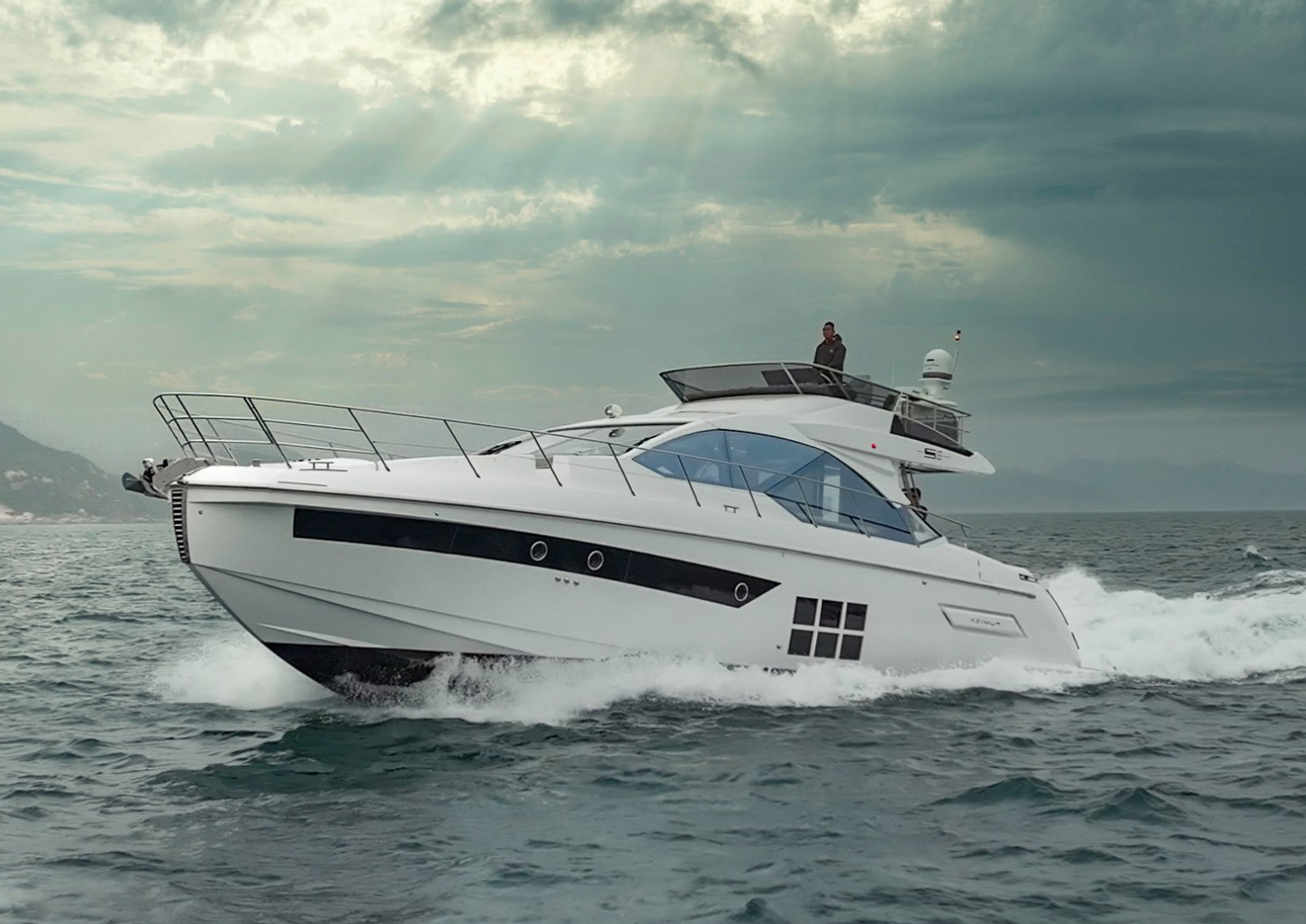 Azimut S6 – Brand New Pristine Condition